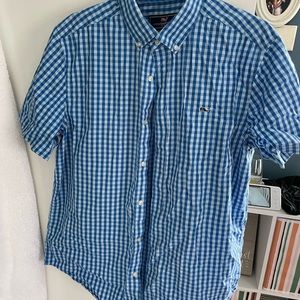 Vinyard vines short sleeve button down shirt